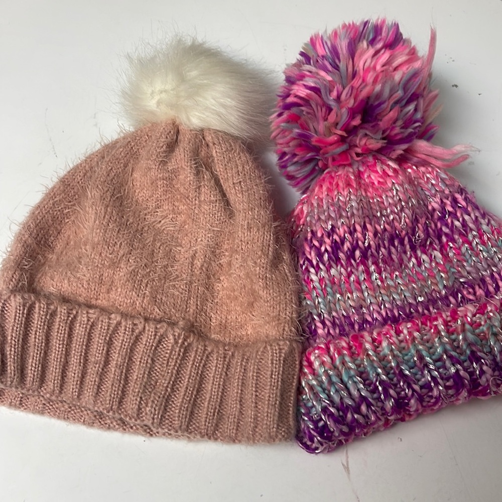 Bundle of 2 children’s place hats for girls size S/M or 4/7 excellent condition